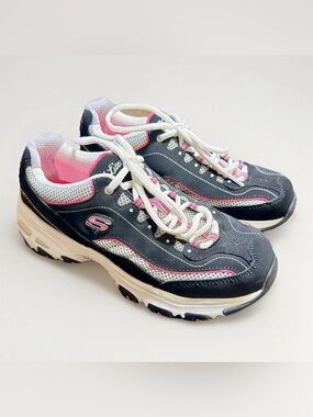 Skechers Women's D'Lites-Life Saver Memory Foam ‘Black/Pink' Sneaker Size 8